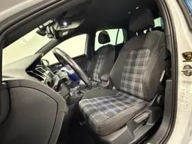 Volkswagen Golf thumbnail 11