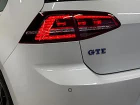 Volkswagen Golf thumbnail 18