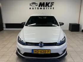 Volkswagen Golf thumbnail 6