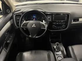 Mitsubishi Outlander thumbnail 13