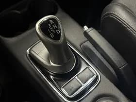 Mitsubishi Outlander thumbnail 15