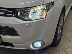 Mitsubishi Outlander thumbnail 17