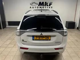 Mitsubishi Outlander thumbnail 7