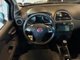 Fiat Punto thumbnail 12