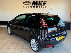 Fiat Punto thumbnail 4