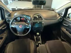 Fiat Punto thumbnail 9