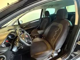 Fiat Punto thumbnail 10