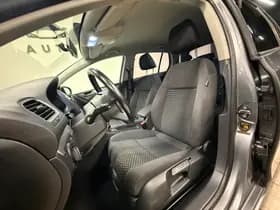 Volkswagen Golf thumbnail 11