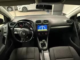 Volkswagen Golf thumbnail 10