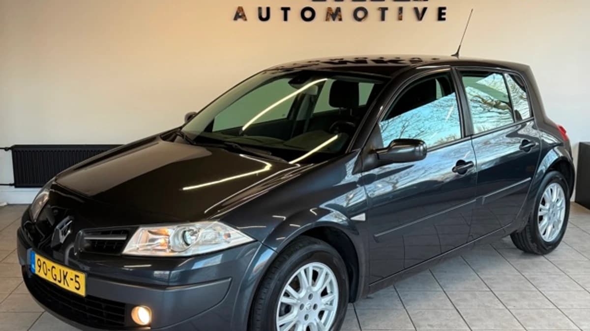 Renault Mégane — foto 1