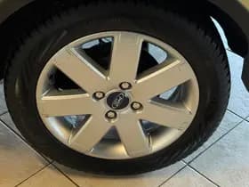 Ford Fusion thumbnail 16