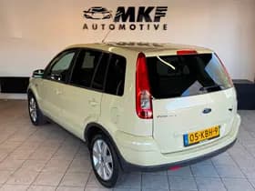 Ford Fusion thumbnail 4