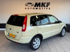 Ford Fusion thumbnail 5