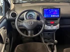 Toyota Aygo thumbnail 13