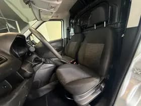 Opel Combo thumbnail 10