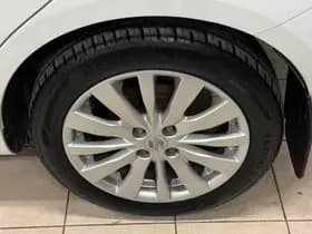 Suzuki Swift thumbnail 18