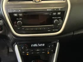 Suzuki SX4 S-Cross thumbnail 15