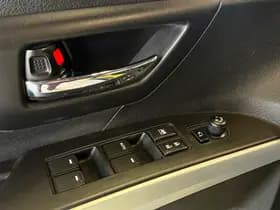 Suzuki SX4 S-Cross thumbnail 16
