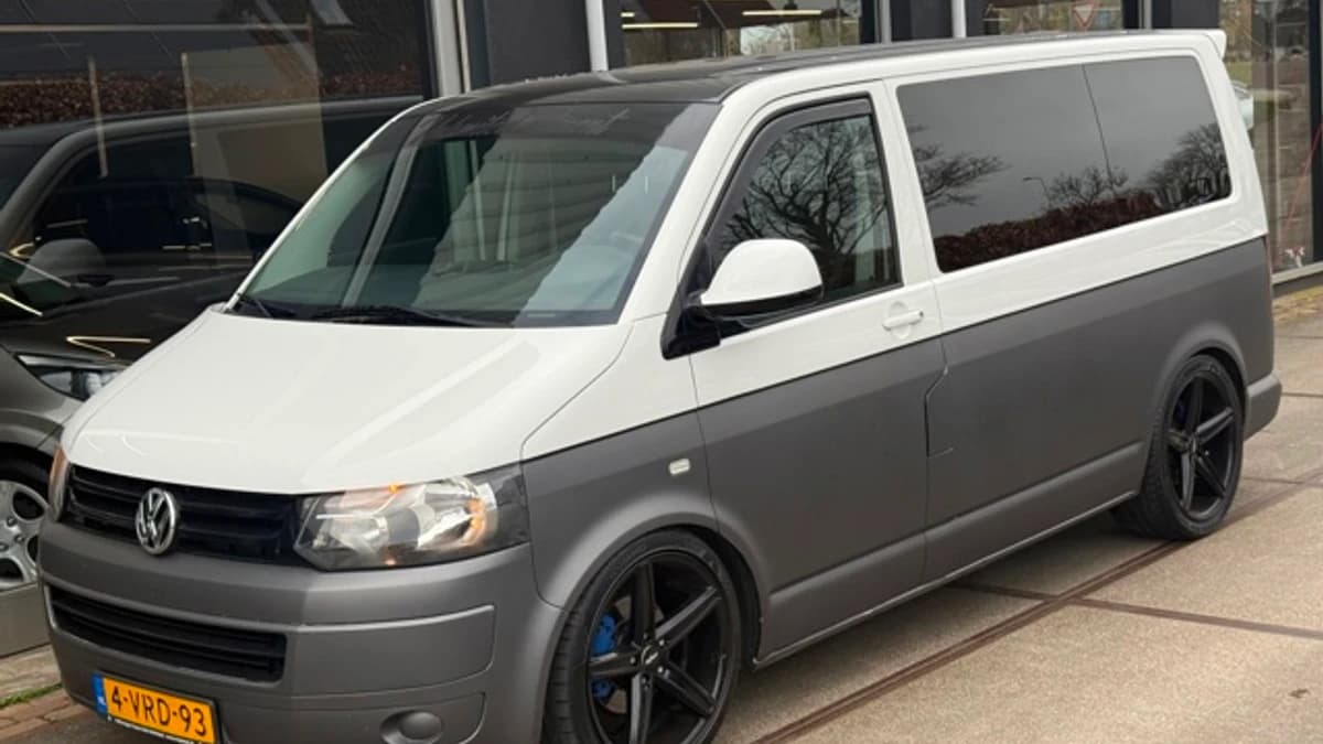 Volkswagen Transporter — foto 1