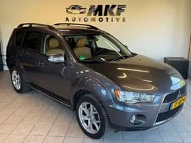 Mitsubishi Outlander thumbnail 3