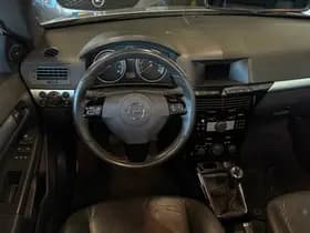 Opel Astra thumbnail 15
