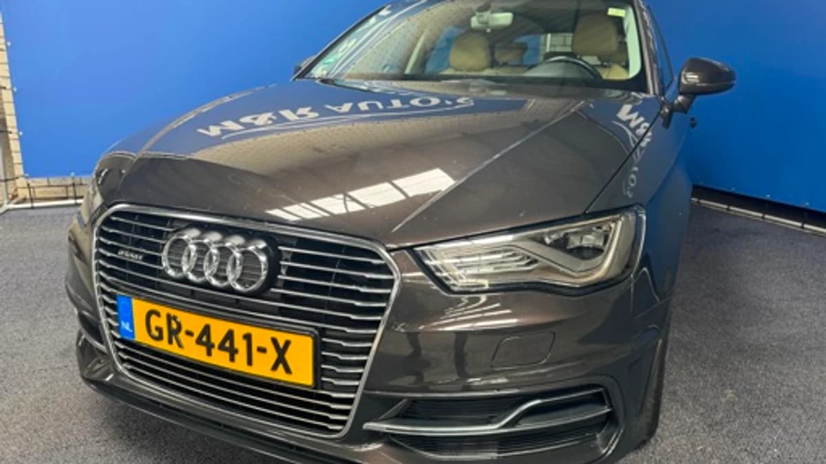 Audi A3 Sportback — foto 1