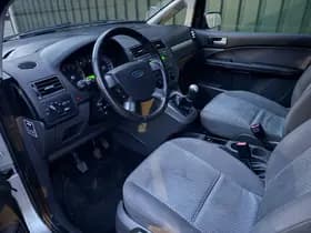 Ford Focus thumbnail 10