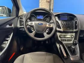 Ford Focus thumbnail 14