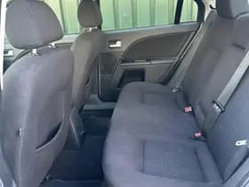 Ford Mondeo thumbnail 12