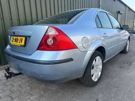 Ford Mondeo thumbnail 8