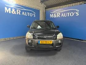 Hyundai Tucson thumbnail 3