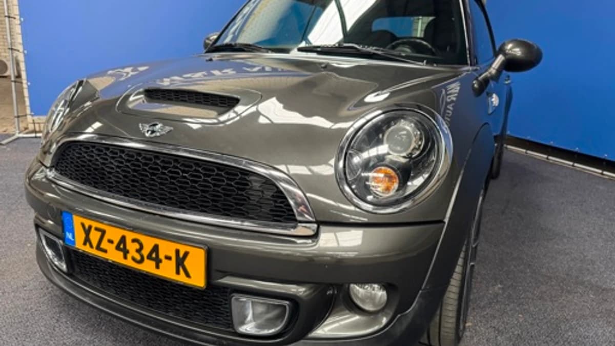 Mini Mini Cabrio — foto 1