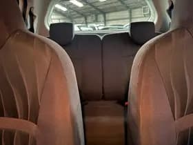 Nissan Pixo thumbnail 14