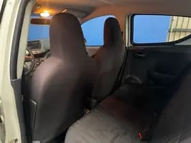 Nissan Pixo thumbnail 15