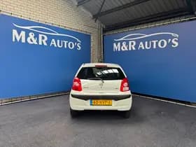 Nissan Pixo thumbnail 9