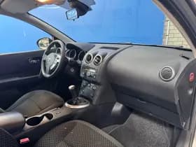 Nissan Qashqai thumbnail 13