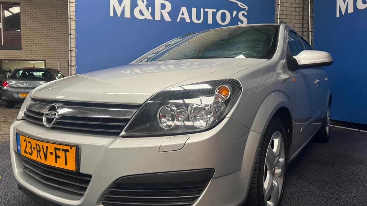 Opel Astra — foto 1