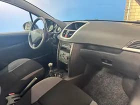 Peugeot 207 thumbnail 11