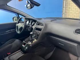 Peugeot 5008 thumbnail 14