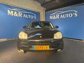 Porsche Cayenne thumbnail 3