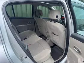 Renault Clio thumbnail 16