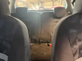 Suzuki Alto thumbnail 16