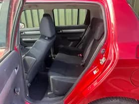 Suzuki Swift thumbnail 14