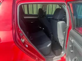 Suzuki Swift thumbnail 15