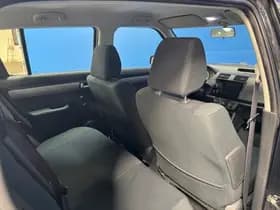 Suzuki Swift thumbnail 16