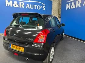 Suzuki Swift thumbnail 8