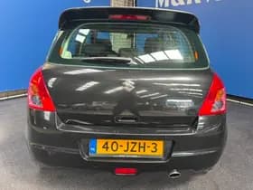 Suzuki Swift thumbnail 10