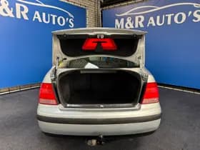 Volkswagen Bora thumbnail 9