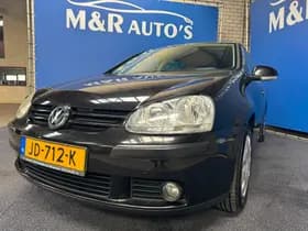 Volkswagen Golf thumbnail 2