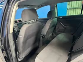 Volkswagen Golf thumbnail 16